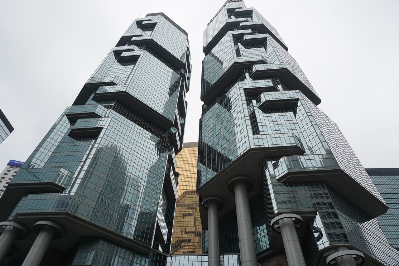 升兴集团上市，企业腾飞的新里程碑