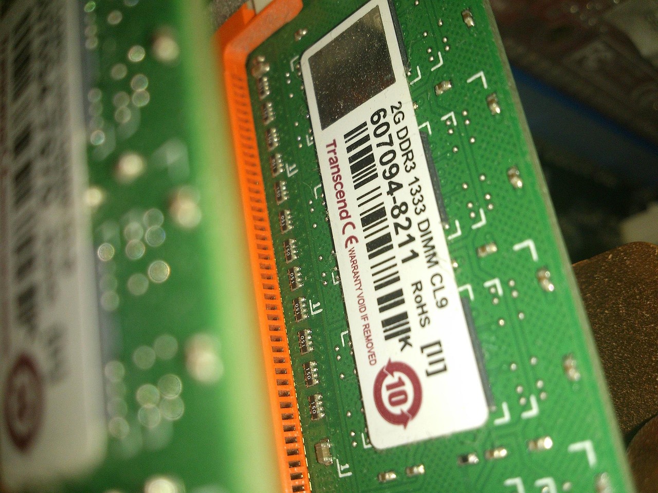 DDR5内存上市时间揭秘，对市场产生深远影响